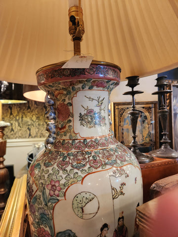 Chinoiserie Lamp