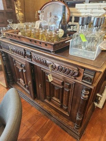Carved Console 58x22x37