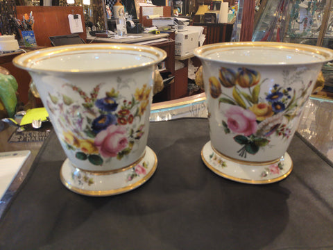 Pr. C 1840 Cashe Pot