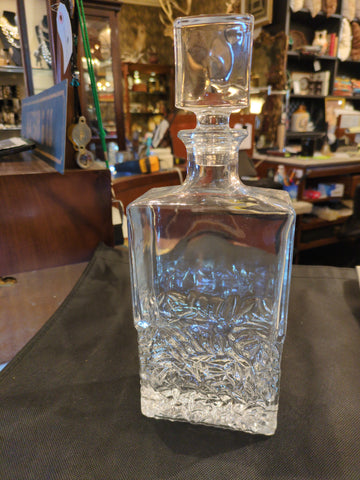 MF0003 Decanter 02